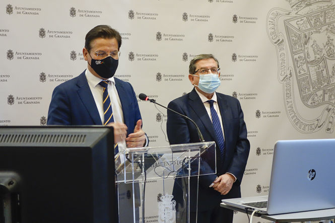 Luis Salvador y Luis González en rueda de prensa (JAVIER LAGARRA / AYUNTAMIENTO)