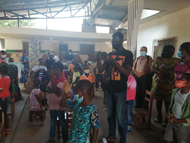 Colegio de Togo que se ha construído gracias a la colaboración de los vecinos de Cúllar Vega (AYTO. CÚLLAR VEGA) 