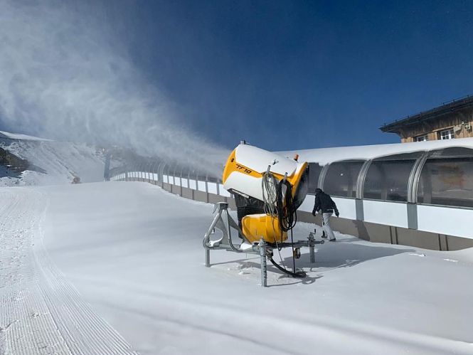 Imágenes de esta semana de producción de nieve (CETURSA SIERRA NEVADA)