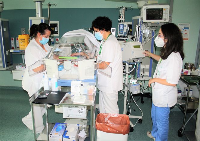 Unidad de neonatal del Clínico (HUSC)