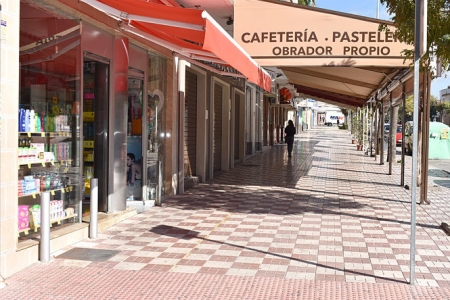 Imagen de dos comercios (AYTO. ALBOLOTE) 