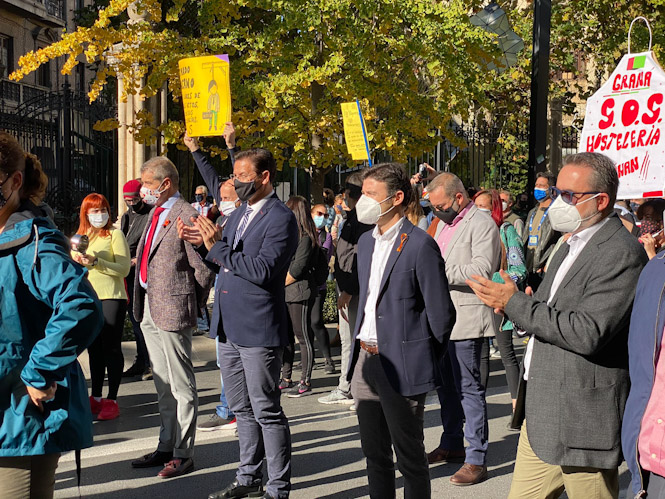 Luis Salvador durante la manifestación de Hosteleros (AYTO. GRANADA) 