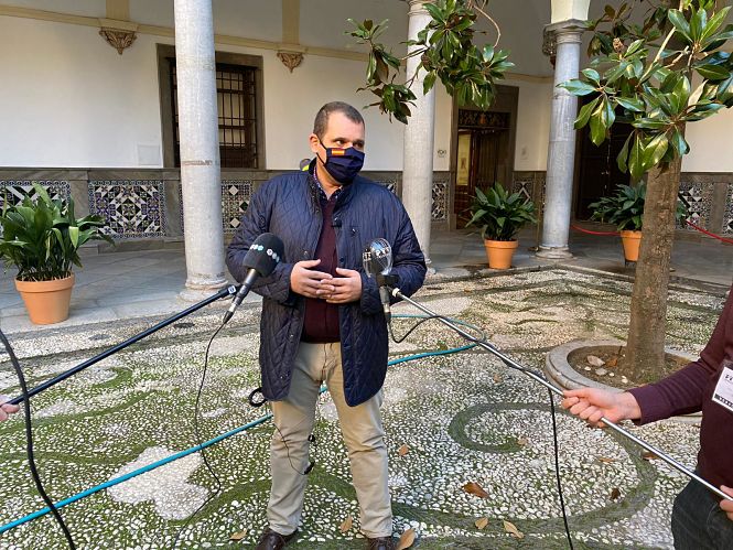 Onofre Miralles, portavoz de VOX en el Ayuntamiento de Granada (VOX) 