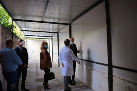Visita a la nueva cubierta del Centro de Salud (AYTO. ALBOLOTE)