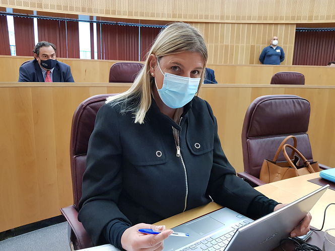 La portavoz del PP en Diputación, Inmaculada Hernández (PP)