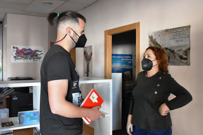 Jesús Fernández y Mari Carmen Pérez (IU) 