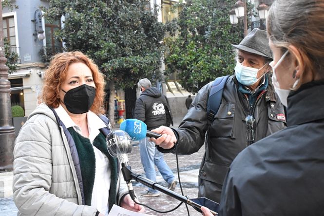 La coordinadora provincial de IU, Mari Carmen Pérez (IU)