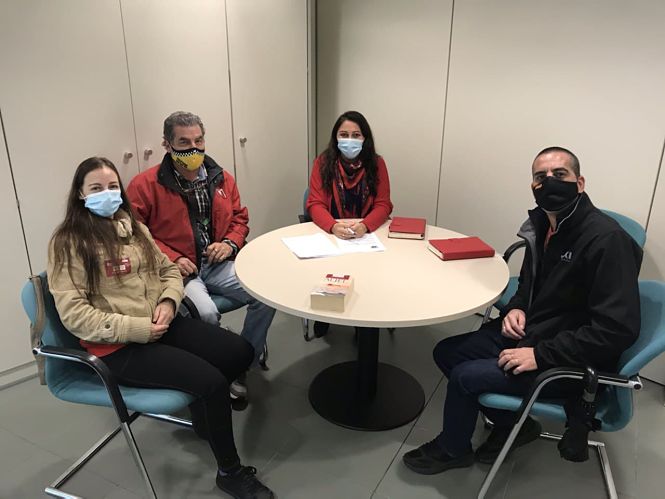 Imagen de la reunión con la gremial del taxi (PODEMOS)