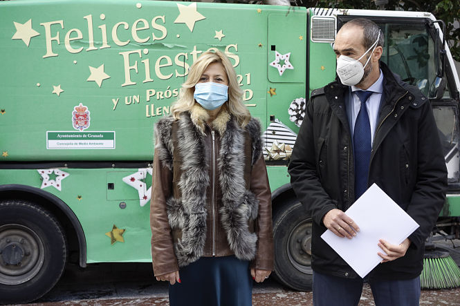 Presentación de la campaña especial de limpieza en Navidad (JAVIER ALGARRA / AYUNTAMIENTO)