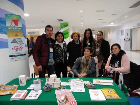 Miembros de la Asociación de esclerosis múltiple (AGDEM)