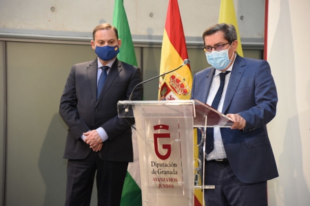 José Entrena junto al ministro José Luis Abalos (DIPUTACION)