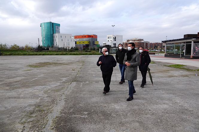 Imagen de la visita al ZAidín (PSOE)