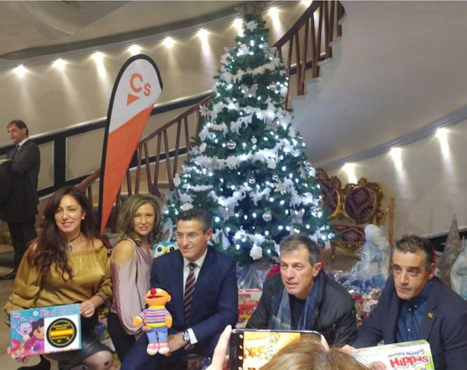 Recogida de juguetes organizada por CS (CIUDADANOS) 