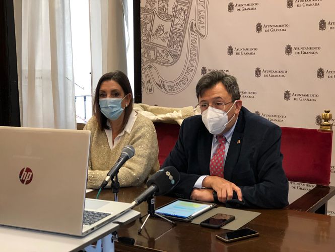 El Concejal de Salud, Carlos Ruiz Cosano ha hecho balance de las actuaciones de la Concejalía de Salud (AYTO. GRANADA) 