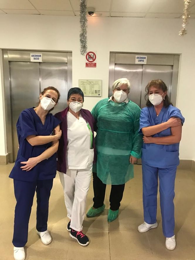 Personal del centro después de recibir la vacuna (DIPUTACIÓN) 