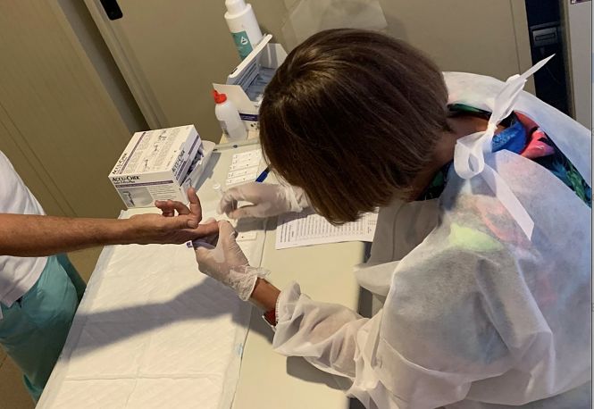 Realización de un test de antígenos (JUNTA DE ANDALUCÍA) 