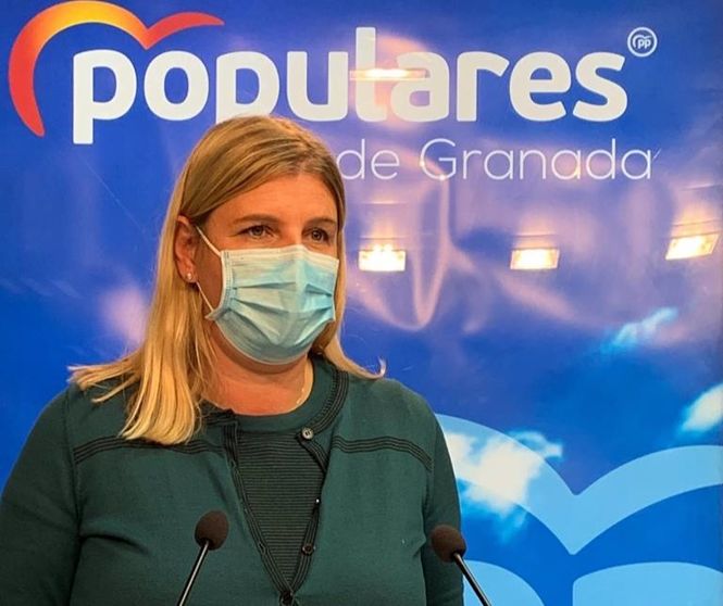 La portavoz del PP en la Diputación de Granada, Inmaculada Hernández (PP) 