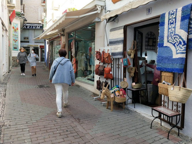 Zona comercial de Almuñécar (AYTO. ALMUÑÉCAR)