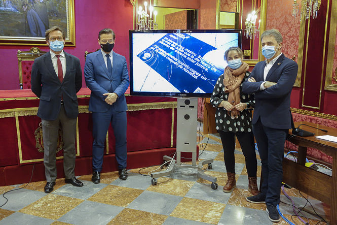 Presentación de la campaña de Divulgación científica (JAVIER ALGARRA / AYUNTAMIENTO)