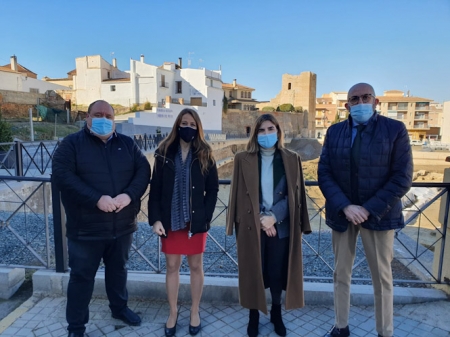 Visita a Guadix de la Consejera y de la Delegada de empleo (CIUDADANOS) 