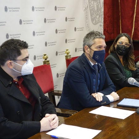 Manuel Olivares ha presentado la nueva campaña de fomento del Comercio local (JAVIER ALGARRA / AYUNTAMIENTO) 