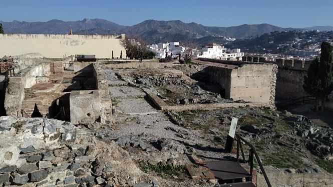 Interior del Castillo de San Miguel (AYTO. ALMUÑÉCAR)