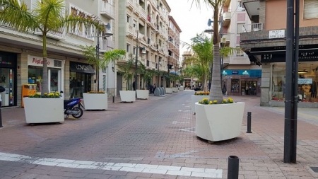 Calle comercial de Motril (AYTO. MOTRIL) Calle comercial de Motril (AYTO. MOTRIL)