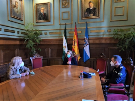 Reunión en el Ayuntamiento de Motril (AYTO. MOTRIL) Reunión en el Ayuntamiento de Motril (AYTO. MOTRIL)