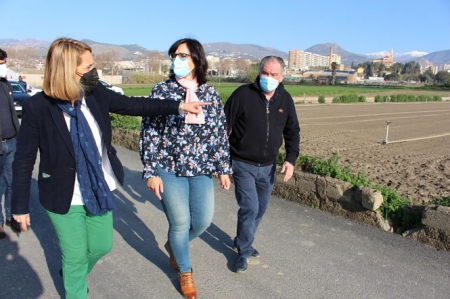 La Delegada de Agricultura, María José Martín ha visitado las actuaciones (AYTO. MOTRIL) La Delegada de Agricultura, María José Martín ha visitado las actuaciones (AYTO. MOTRIL)