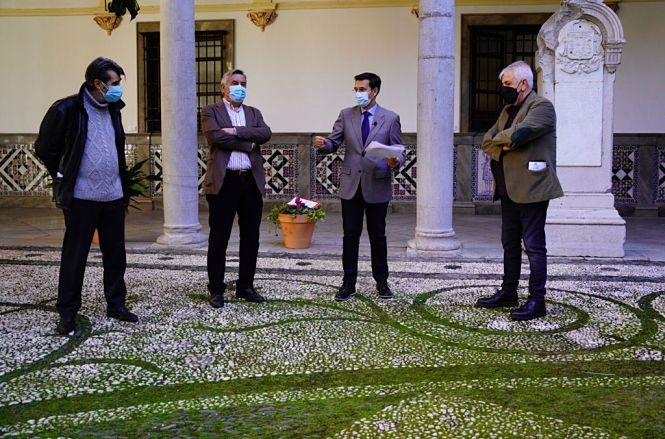 Rueda de prensa de los grupos municipales de PSOE y Podemos-IU junto a los sindicatos CCOO y UGT (PSOE) 