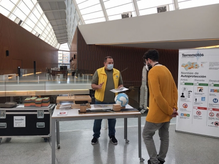 Imagen del taller de terremotos (PARQUE DE LAS CIENCIAS) 