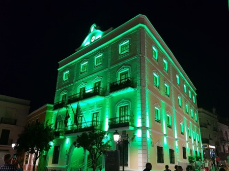 Ayuntamiento de Almuñécar iluminado de verde (AYTO. ALMUÑÉCAR) Ayuntamiento de Almuñécar iluminado de verde (AYTO. ALMUÑÉCAR)