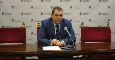 Onofre Miralles, portavoz de VOX en el Ayuntamiento de Granada (VOX) 