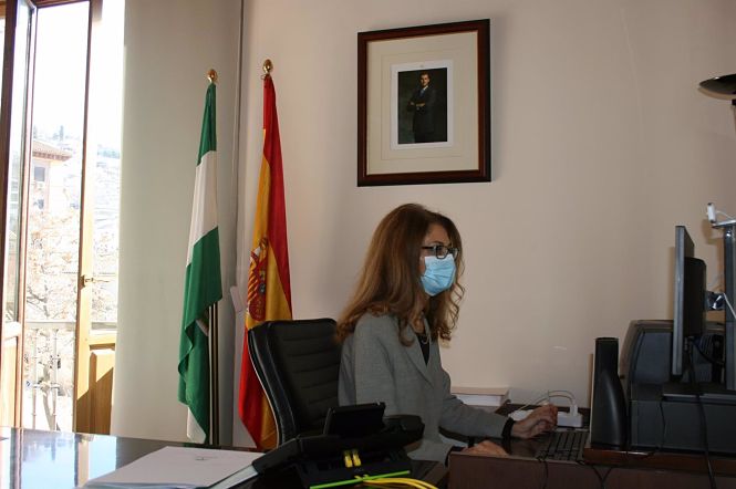 La Delegada de Educación, Ana Berrocal (JUNTA)