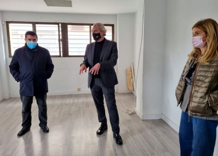 Imagen de la visita a la nueva sede de Grexales (AYTO. GRANADA) 