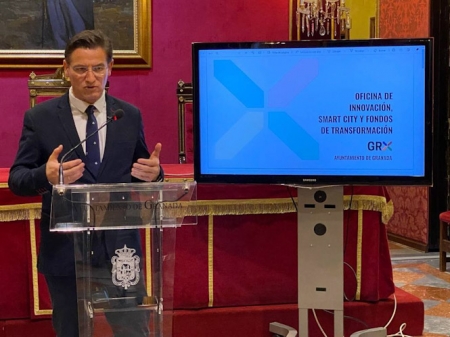 El Alcalde de Granada ha presentado la nueva oficina (AYTO. GRANADA) 