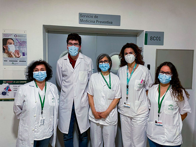 Equipo médico premiado (HUSC)