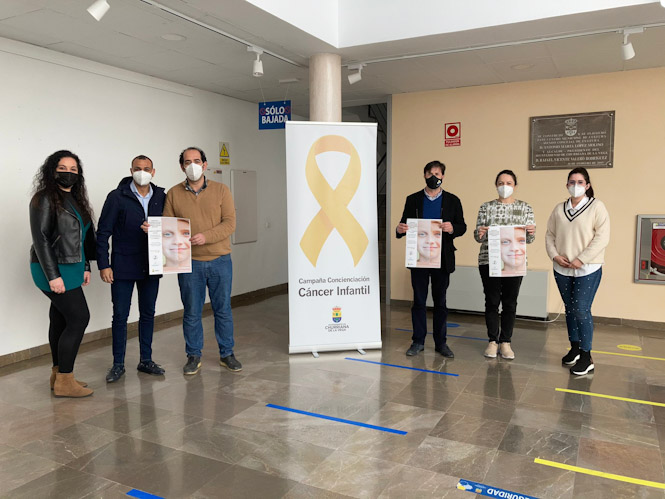Imagen de la campaña de concienciación contra el cáncer infantil (AYTO. CHURRIANA) 
