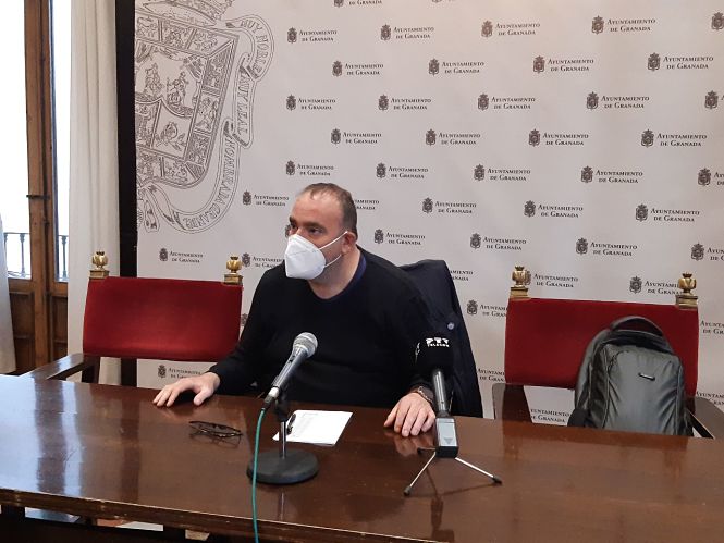 El Concejal de Podemos-IU en el Ayuntamiento de Granada, Francisco Puentedura (PODEMOS-IU)