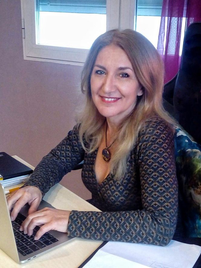 Juliette W. Nieto, portavoz de Podemos en el Ayuntamiento de Albolote (PODEMOS)