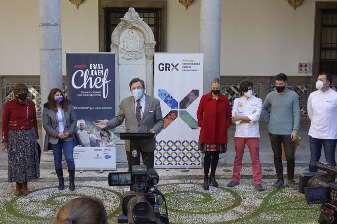 Presentación de Granachef Joven (JAVIER ALGARRA / AYUNTAMIENTO) 