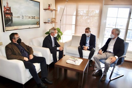 Reunión entre el Puerto de Motril (Granada) y Balearia (PUERTO DE MOTRIL) Reunión entre el Puerto de Motril (Granada) y Balearia (PUERTO DE MOTRIL)