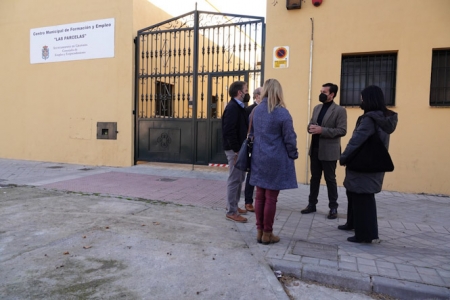Imagen de la visita a la Oficina Municipal de Empleo (PSOE)