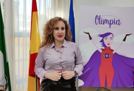 La asesora del IAM, Ruth Martos ha presentado la APP (JUNTA) La asesora del IAM, Ruth Martos ha presentado la APP (JUNTA)