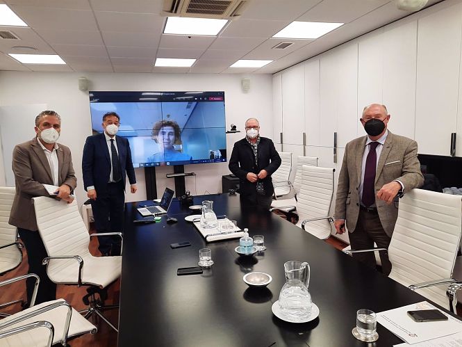 Reunión con agentes sociales y económicos promovida por Emasagra (EMASAGRA) 