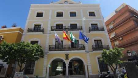 Fachada del Ayuntamiento de Almuñécar (AYTO. ALMUÑECAR) 