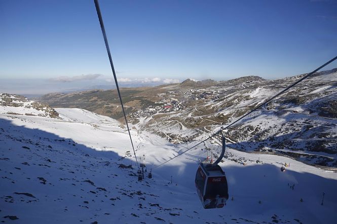 Sierra Nevada, en el inicio de la temporada 2020-2021 (ÁLEX CÁMARA - EUROPA PRESS) 