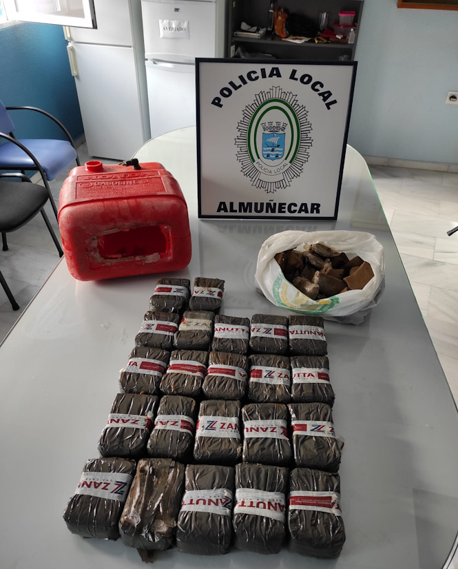 Hachís incautado en La Herradura (AYTO. ALMUÑECAR) 
