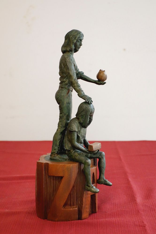 Imagen de la escultura ganadora (AYTO. GRANADA) 