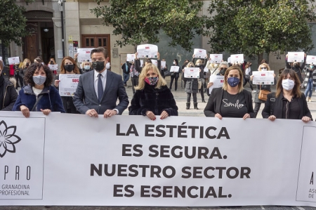 Concentración de Agepro (JAVIER ALGARRA / AYUNTAMIENTO) Concentración de Agepro (JAVIER ALGARRA / AYUNTAMIENTO)